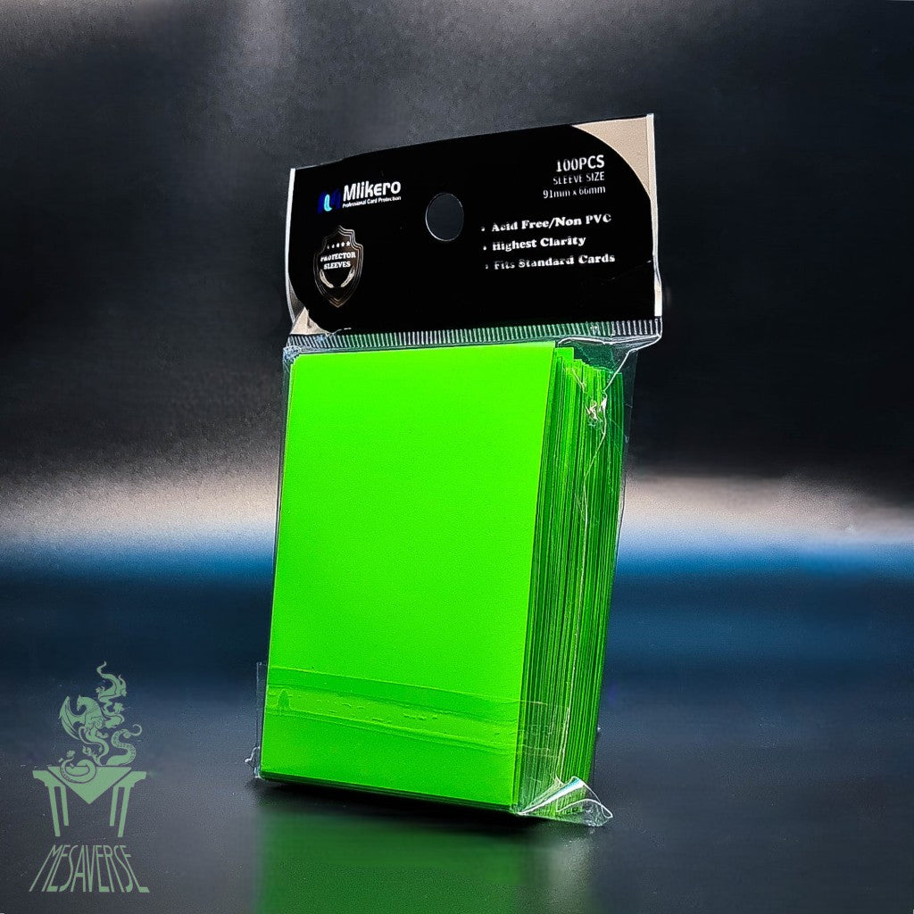 Mlikero Matte Card Sleeve 100 pcs. 91mm x 66mm Green